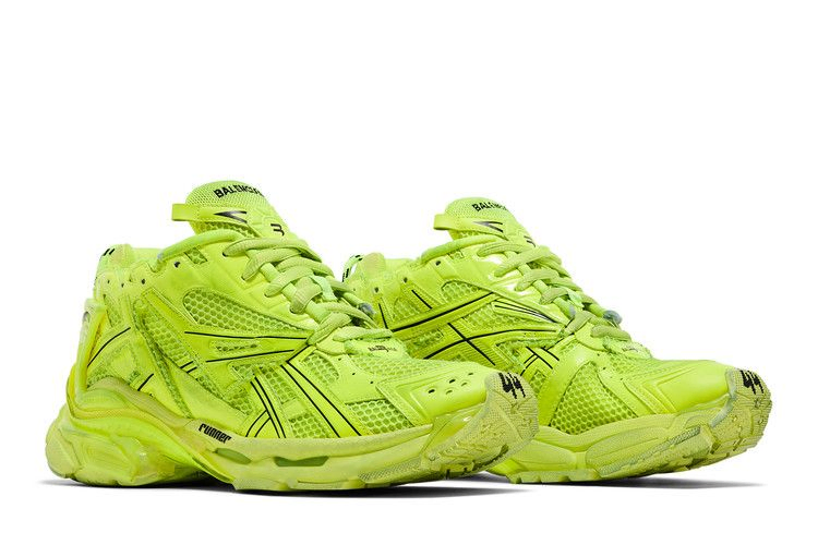 balenciaga-runner-sneaker-fluo-yellow-677403-w3rb4-7510_07