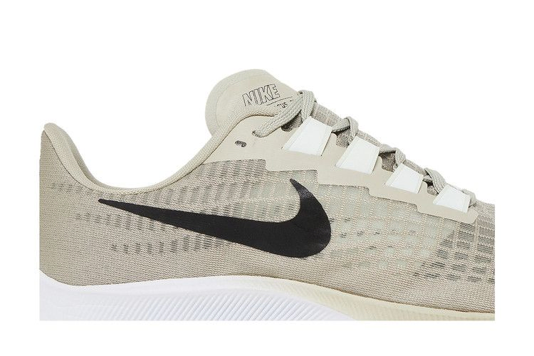 Кроссовки Nike Air Zoom Pegasus 37 'Stone'