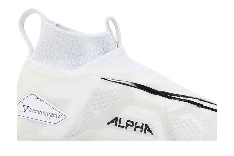 alpha-menace-elite-3-pure-platinum-ct6648-109_01