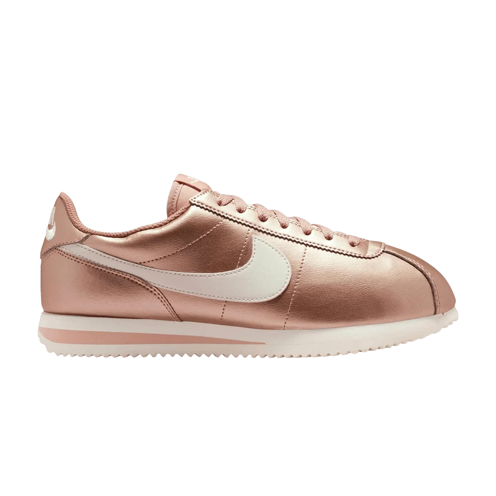 Krossovki-Nike-Wmns-Cortez-Metallic-Red-Bronze