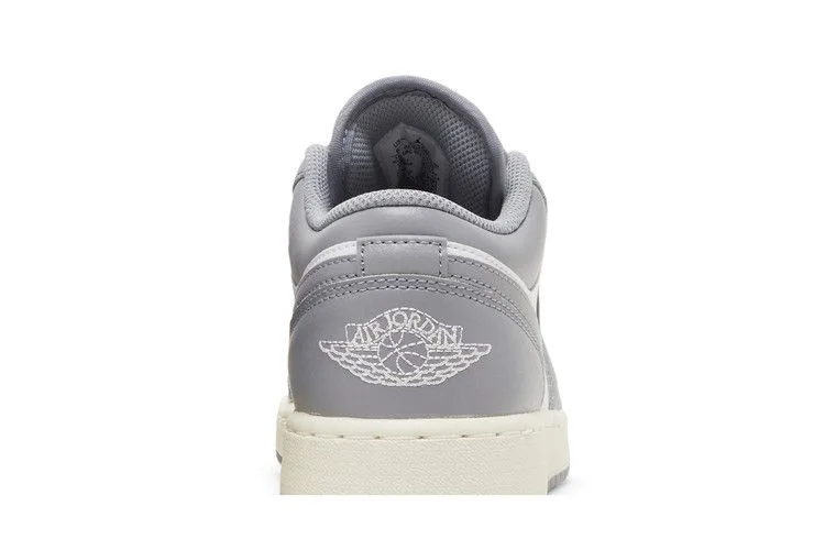 Кроссовки Air Jordan 1 Low GS 'Vintage Grey'