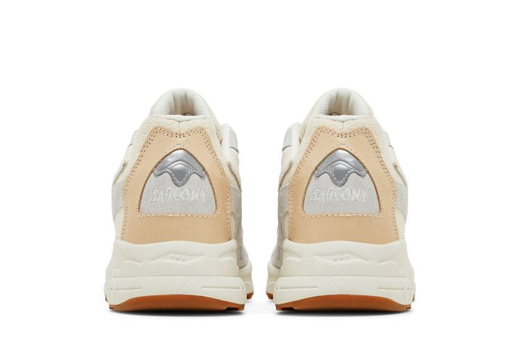 Saucony 3D Grid Hurricane 'Blank Canvas'