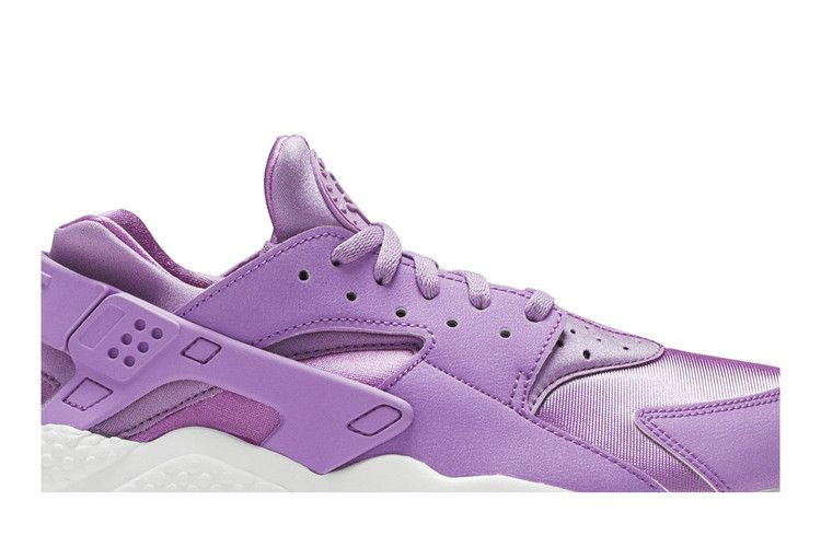 wmns-air-huarache-run-fg-fuchsia-glow-bv1164-500_01