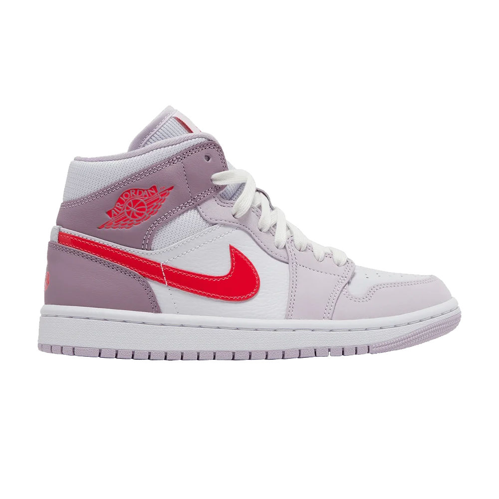 Krossovki-Wmns-Air-Jordan-1-Mid-Valentines-Day