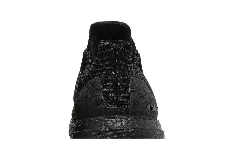 wmns-ultraboost-4-0-dna-core-black-gw2293_06