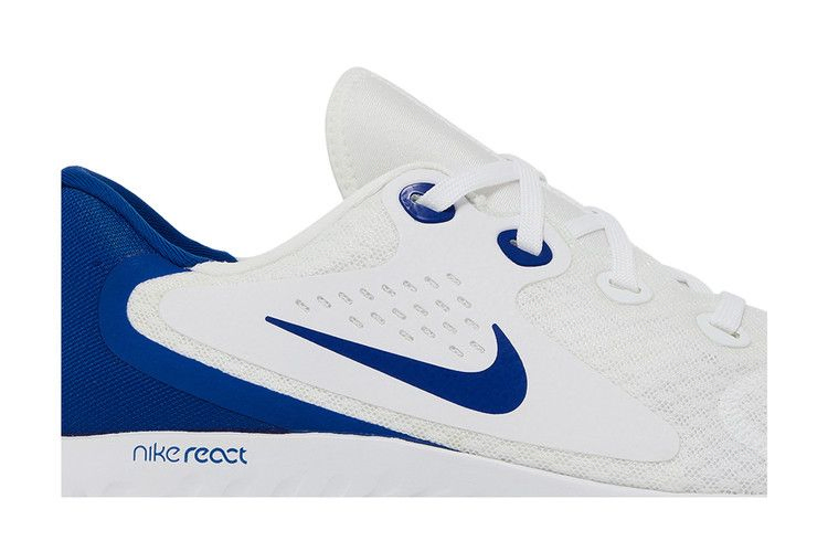 legend-react-game-royal-aa1625-101_01