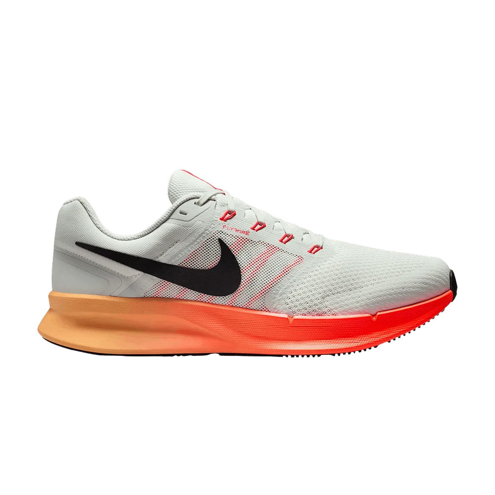 Krossovki-Nike-Run-Swift-3-Spruce-Aura