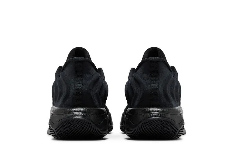 Krossovki-Nike-Giannis-Immortality-4-Triple-Black-5