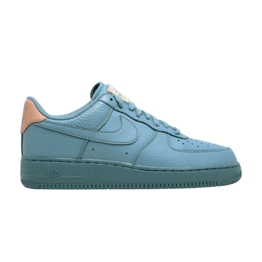 Кроссовки Nike Air Force 1 Low '07 LV8 'Smokey Blue'