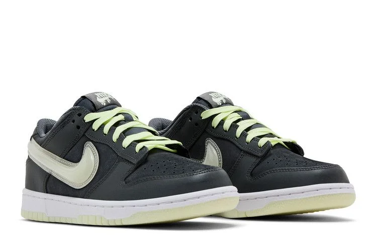 Krossovki-Nike-Dunk-Low-GS-Halloween-Glow-In-The-Dark-7