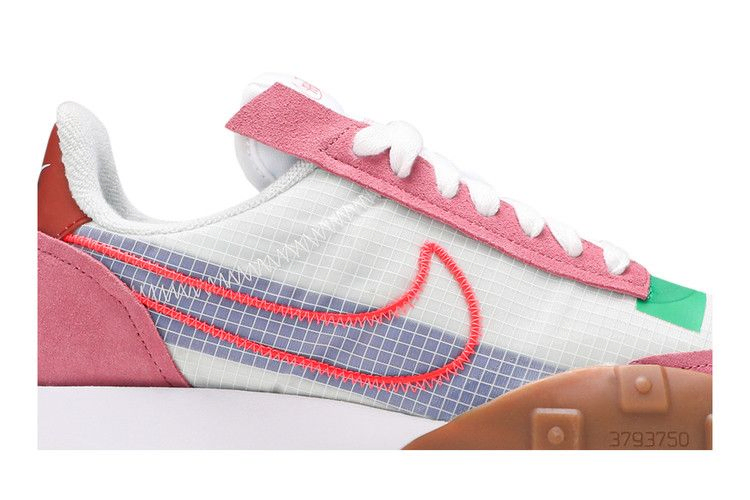 wmns-waffle-racer-2x-desert-berry-crimson-ck6647-600_01