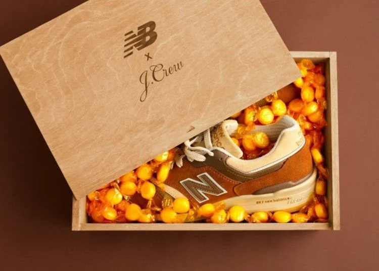 Krossovki-J-Crew-x-New-Balance-997-Butterscotch-3