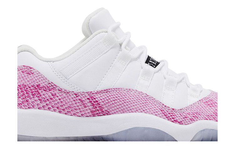 girls-2-11-retro-low-gs-snake-580521-108_01