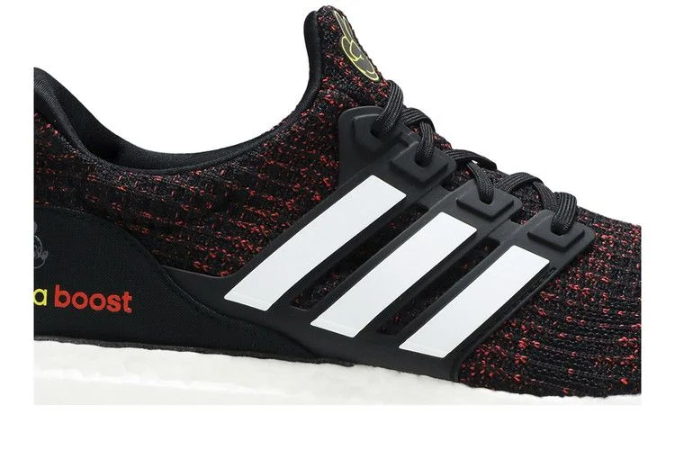 Кроссовки Mickey Mouse x adidas UltraBoost