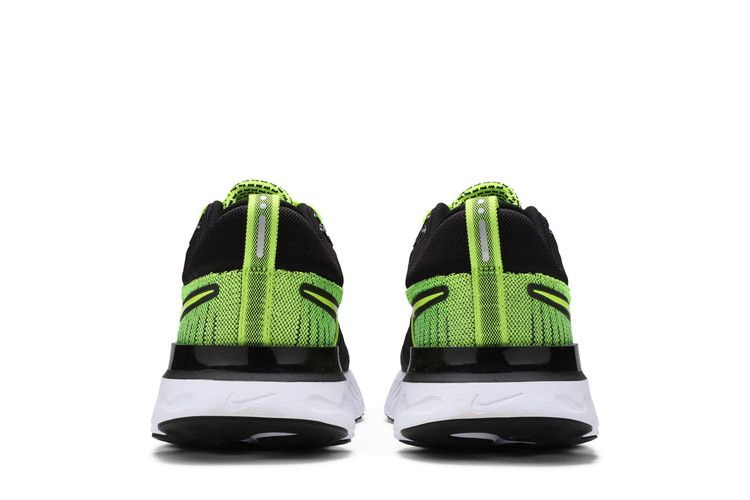 react-infinity-run-flyknit-2-volt-black-ct2357-700_05
