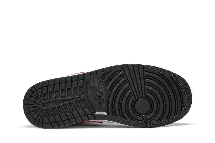 Кроссовки Air Jordan 1 Mid 'Light Curry Cardinal Red'