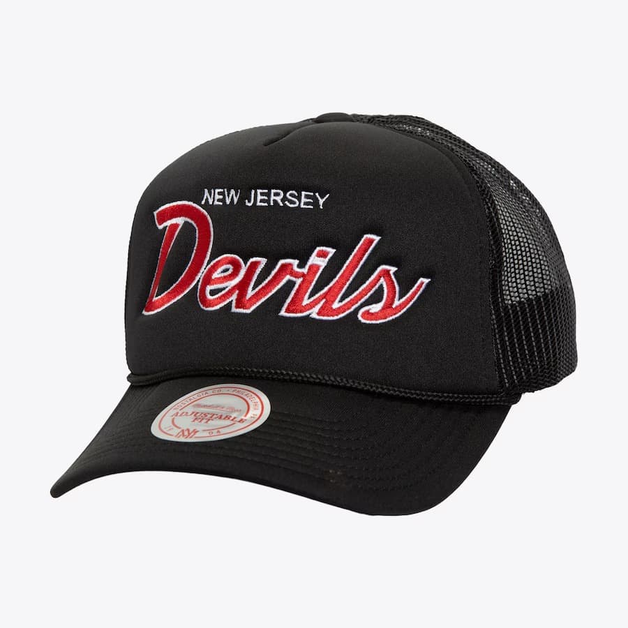 Бейсболка Mitchell & Ness Black New Jersey Devils Script Trucker Adjustable Hat