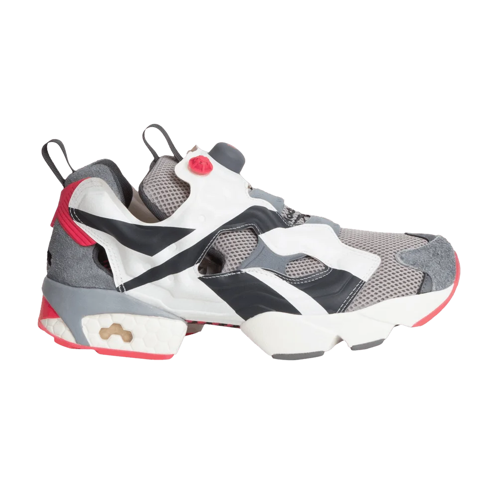 Krossovki-Staple-x-Deal-x-Reebok-InstaPump-Fury-OG-Pure-Grey-Chalk