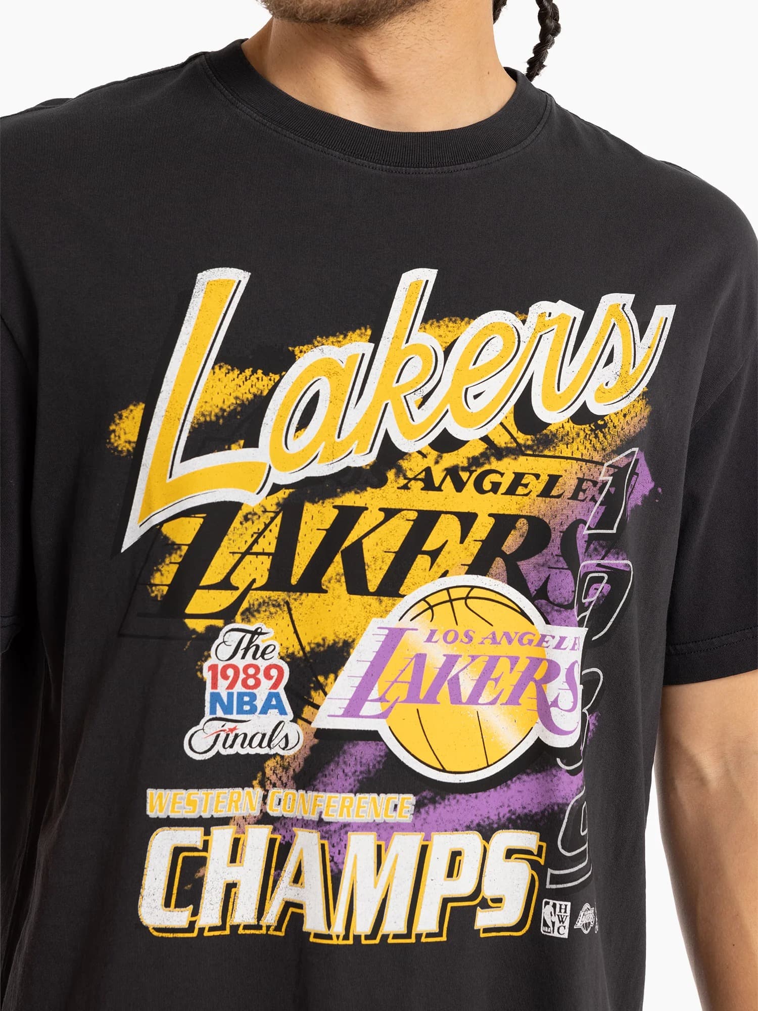 Mitchell-Ness-Los-Angeles-Lakers-Script-Conference-Champs-Vintage-NBA-T-Shirt-2