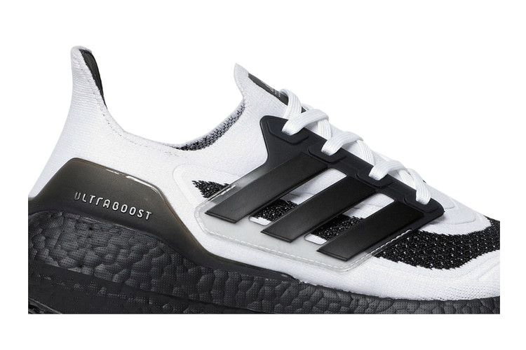 ultraboost-21-oreo-s23708_01