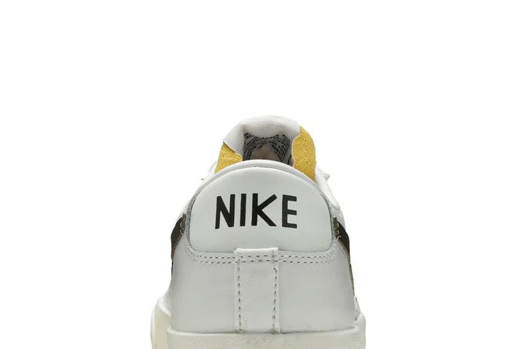 Кроссовки Nike Blazer Low '77 Vintage 'White Chocolate'