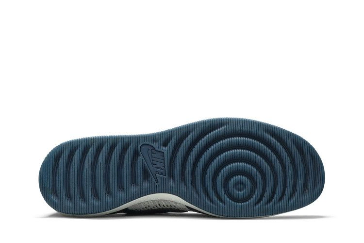 Кроссовки Nike Dunk Low Flyknit 'College Navy Platinum'