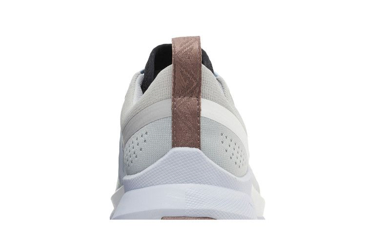 wmns-react-pegasus-trail-4-light-smoke-smokey-mauve-dj6159-005_06