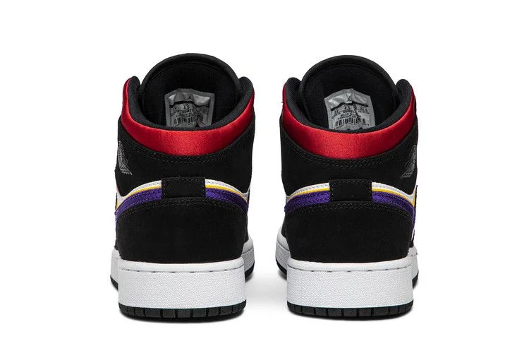 Krossovki-Air-Jordan-1-Mid-SE-GS-Rivals-5