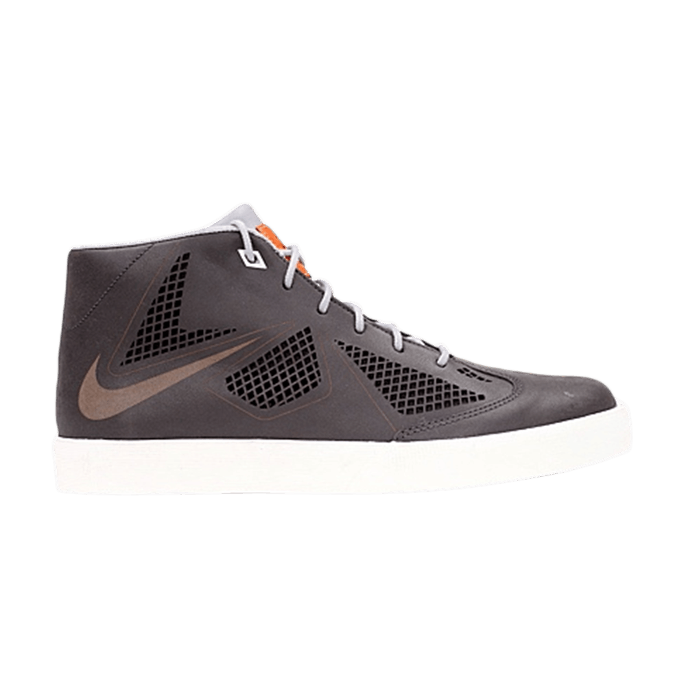 lebron-10-nsw-night-stadium-582553-001