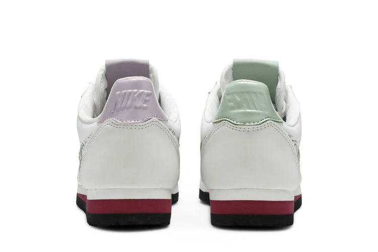 Кроссовки Nike Wmns Classic Cortez SE 'Valentine'