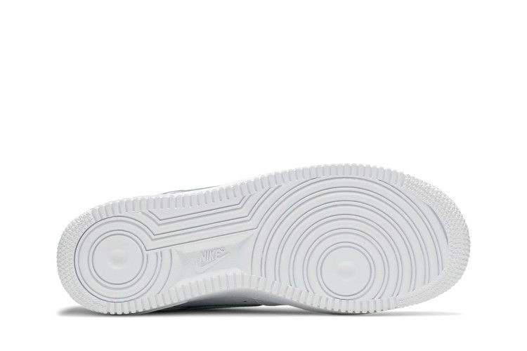 Кроссовки Nike Wmns Air Force 1 '07 'Triple White'