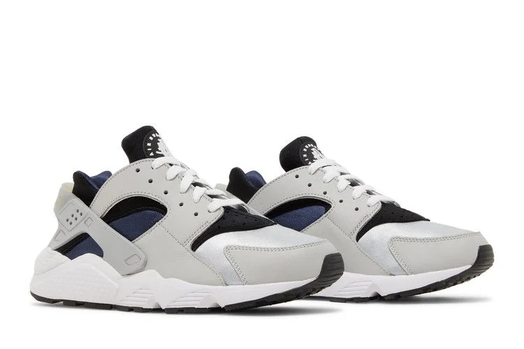 Krossovki-Nike-Air-Huarache-Grey-Fog-Obsidian-7