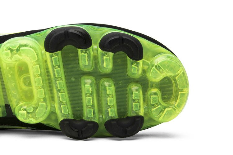 Кроссовки Nike Air VaporMax 97 'Neon'