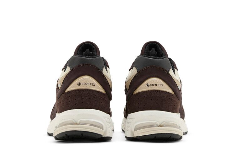 Кроссовки New Balance 2002R GORE-TEX 'Black Coffee'