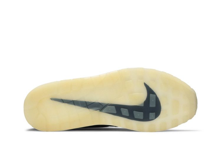dover-street-market-x-air-max-1-brave-blue-ah8051-400_03