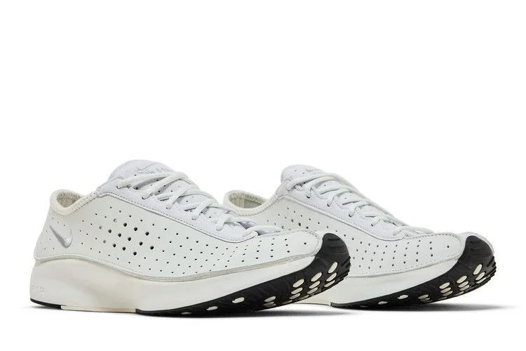 Krossovki-Nike-Wmns-Air-Superfly-Summit-White-Metallic-Silver-7