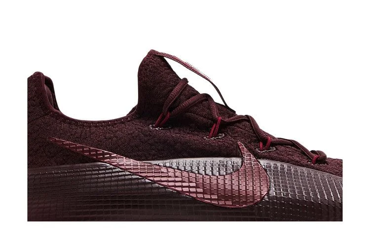 Krossovki-Nike-LeBron-TR-1-Burgundy-Crush-1
