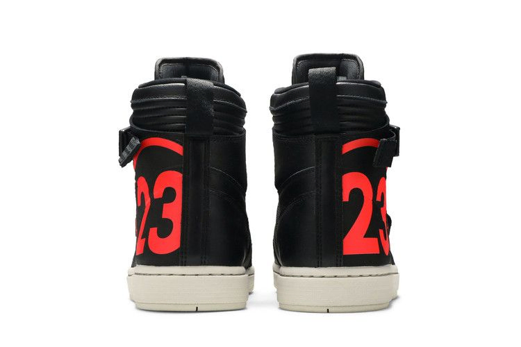 Кроссовки Air Jordan 1 Moto 'Black Pink'
