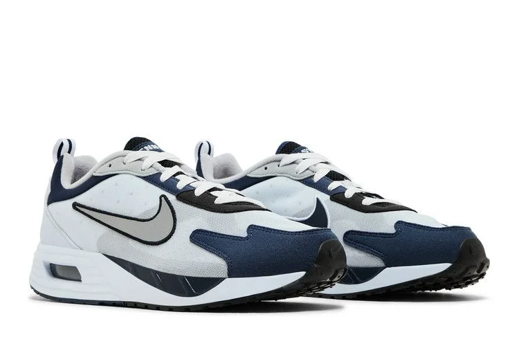 Krossovki-Nike-Air-Max-Solo-NCAA-Pack-Penn-State-7