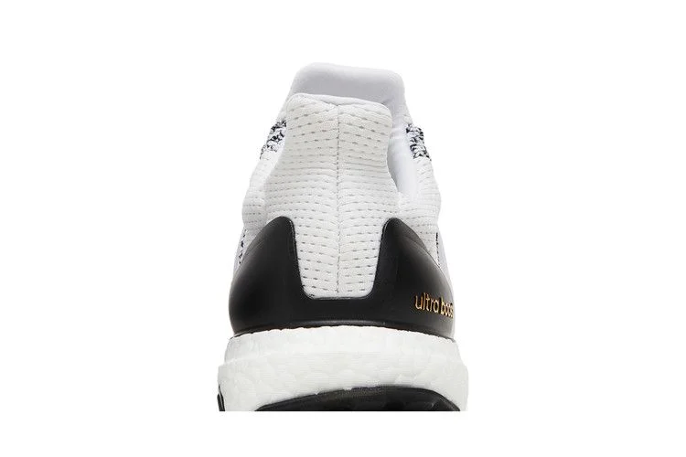 Krossovki-adidas-UltraBoost-1.0-DNA-White-Black-6