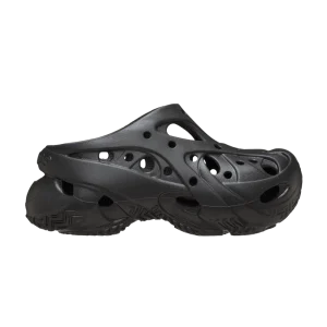 wmns-caged-clog-black-211141-001-300x300