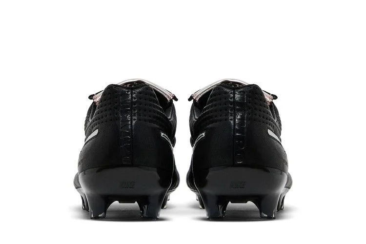 Krossovki-Nike-Tiempo-Legend-5-Premium-FG-Black-Chrome-5