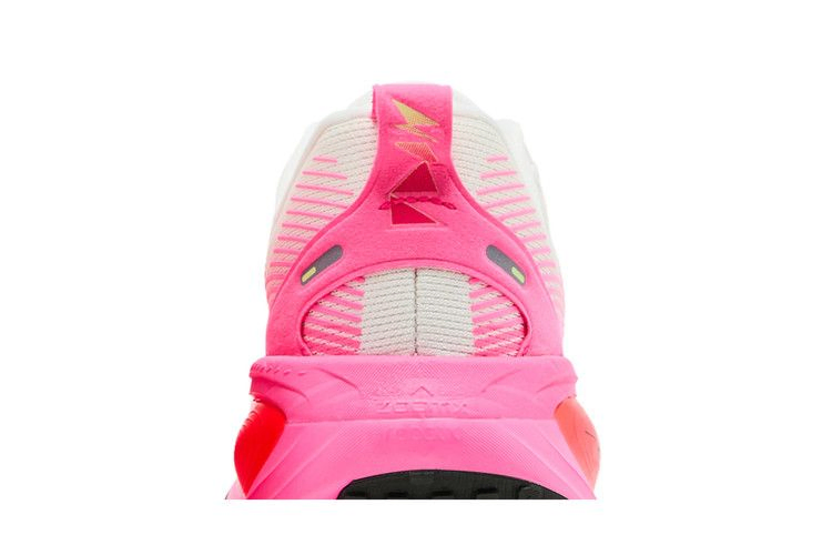 Кроссовки Nike Vomero 18 'Sail Hyper Pink'