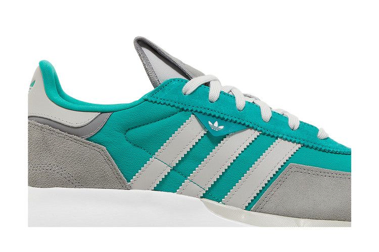 retropy-f2-glory-green-grey-gw0506_01