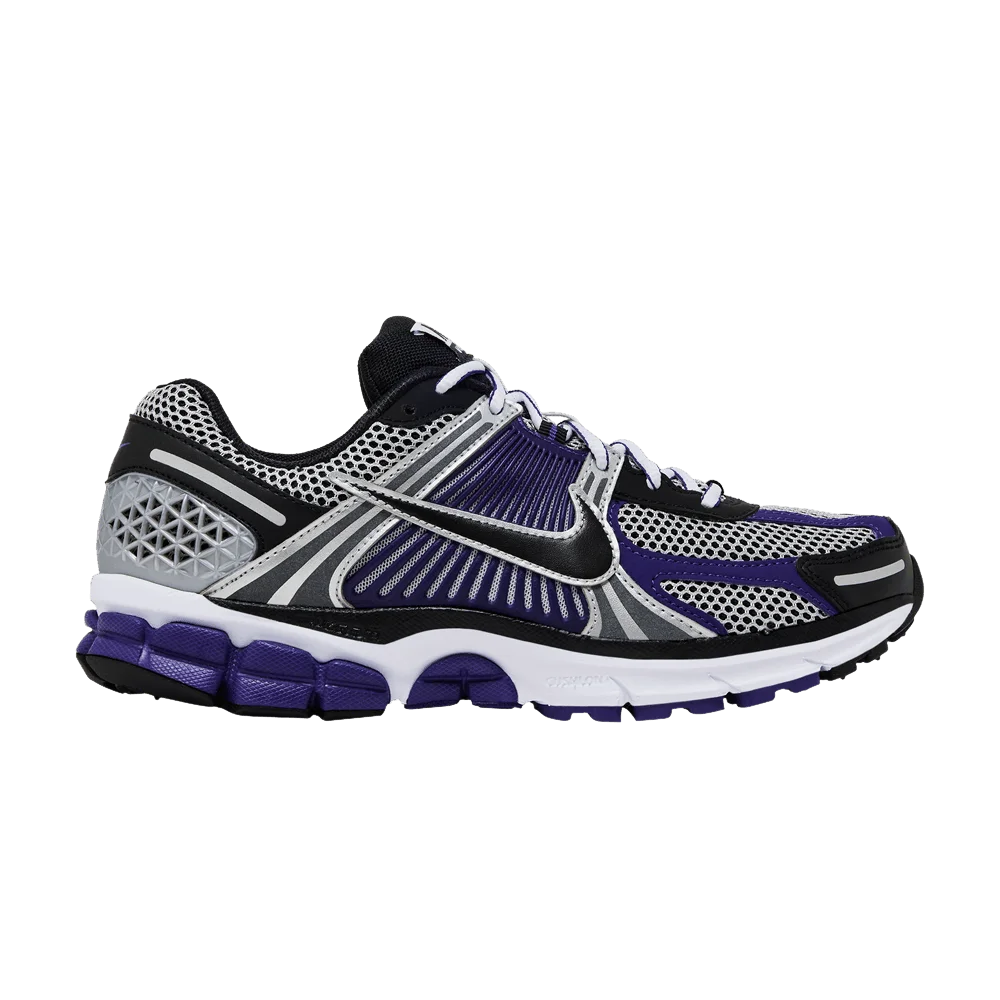 Krossovki-Nike-Air-Zoom-Vomero-5-Metallic-Silver-Court-Purple