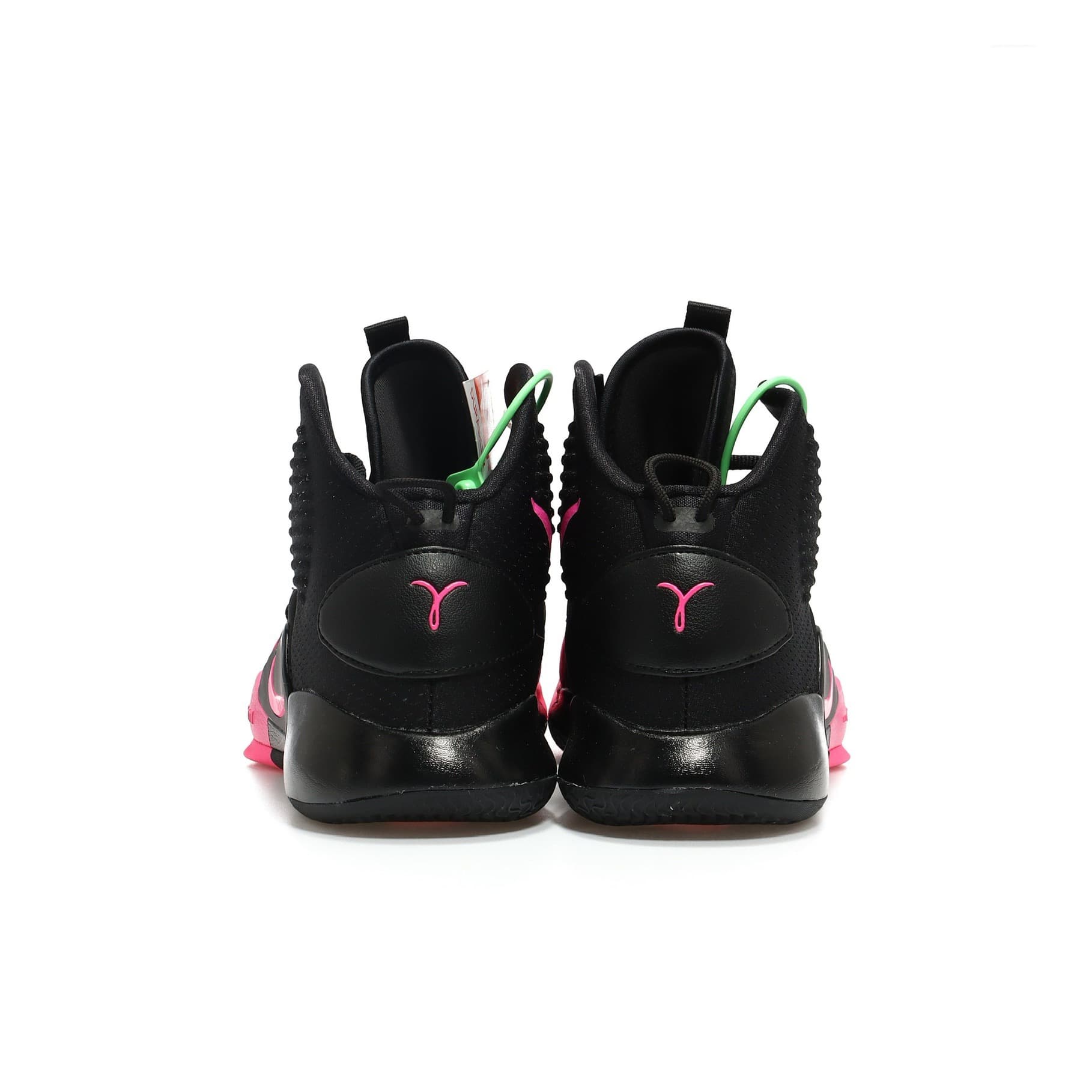 Nike-Hyperdunk-X-Kay-Yow_6