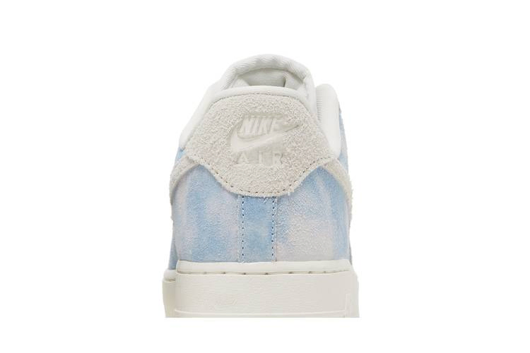 Кроссовки Nike Wmns Air Force 1 '07 SE 'Clouds'