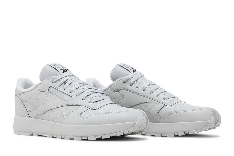 Krossovki-Maison-Margiela-x-Reebok-Classic-Leather-Tabi-Pure-Grey-7