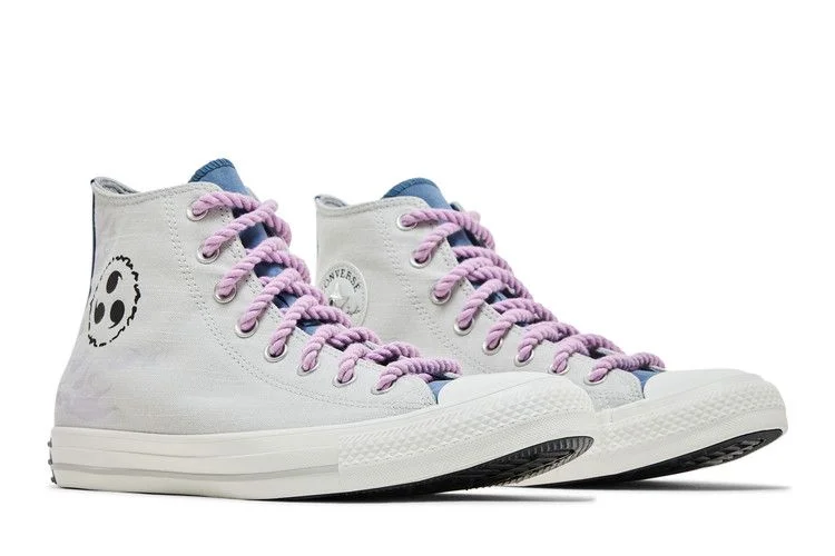 Krossovki-Naruto-Shippuden-x-Converse-Chuck-Taylor-All-Star-High-Sasuke-7