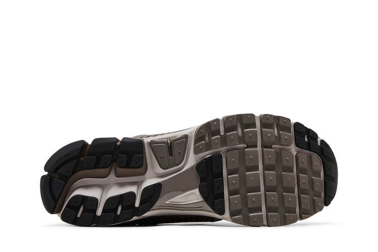 Кроссовки Nike Air Zoom Vomero 5 'Dark Violet Ore'